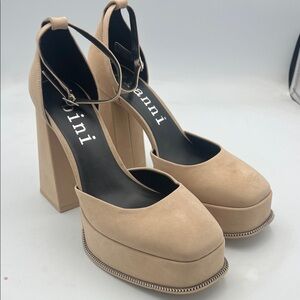 Gianni Bini Otten Spanish Sand Ankle Strap Platform Pumps/Heels Women’s Size 9.5